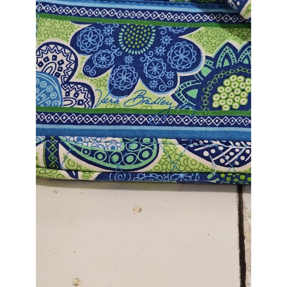 Vera Bradley Doodle Daisy Tote Duffle Weekender Laptop Travel Bag